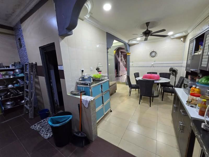 Rumah Teres 2-Tingkat untuk Dijual di Klang (Selangor) - Suen Ng - Kitchen - PropertyGuru.com.my