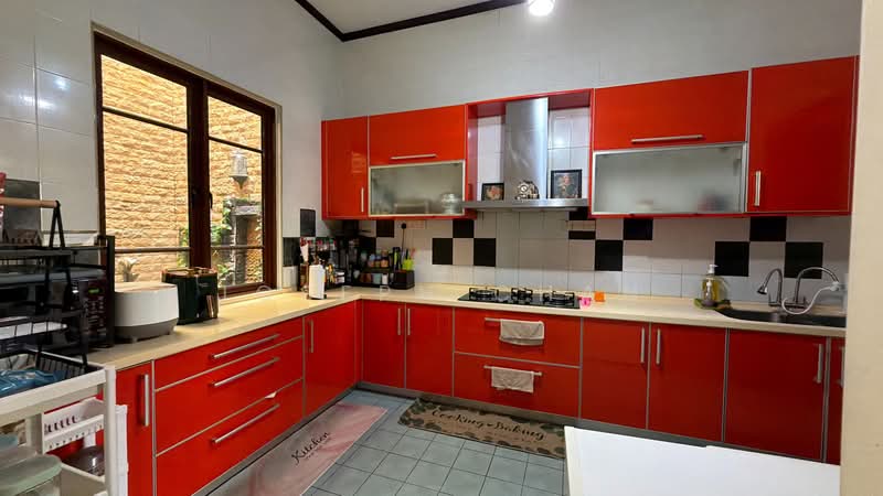 Rumah Teres 2-Tingkat untuk Dijual di Bukit Jelutong (Shah Alam) - Joseph Chan - Kitchen - PropertyGuru.com.my