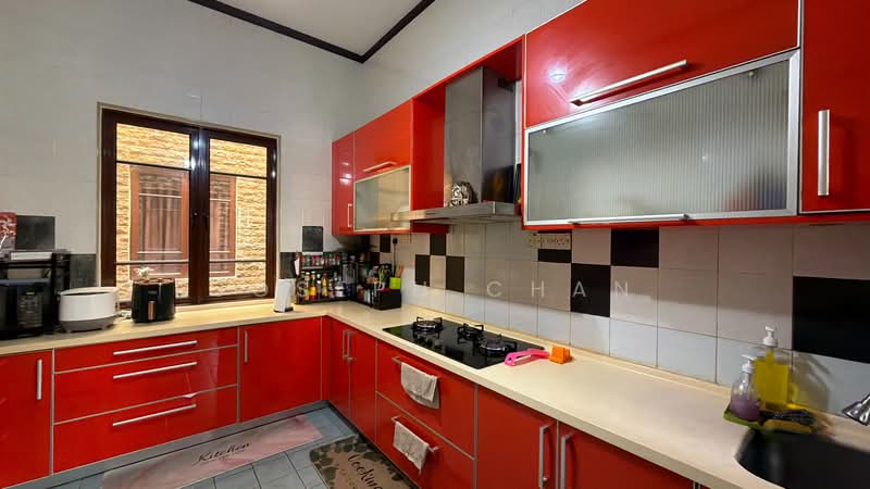 Rumah Teres 2-Tingkat untuk Dijual di Bukit Jelutong (Shah Alam) - Joseph Chan - Kitchen - PropertyGuru.com.my