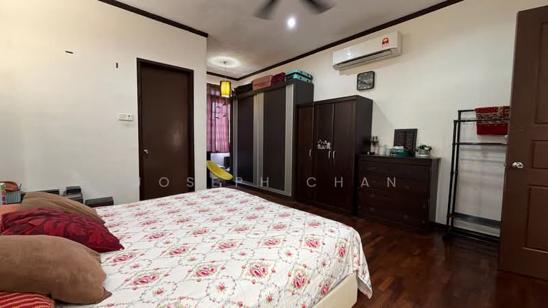Rumah Teres 2-Tingkat untuk Dijual di Bukit Jelutong (Shah Alam) - Joseph Chan - Bedroom - PropertyGuru.com.my