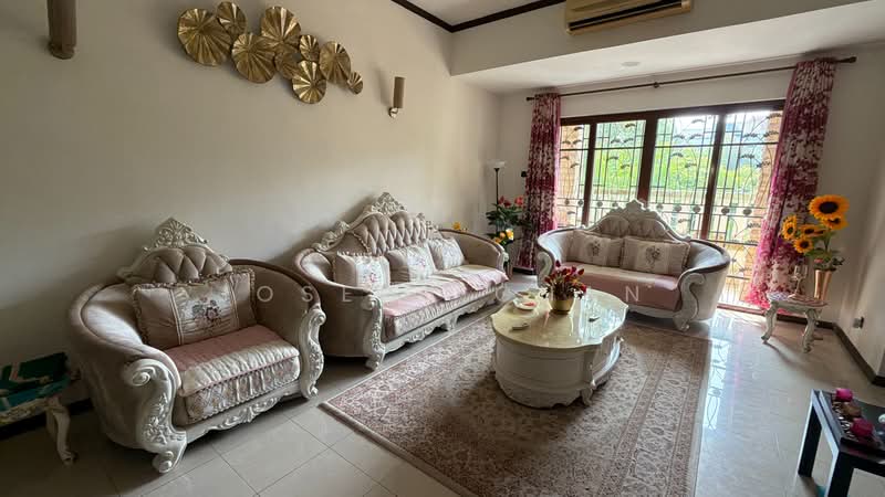 Rumah Teres 2-Tingkat untuk Dijual di Bukit Jelutong (Shah Alam) - Joseph Chan - Living Room - PropertyGuru.com.my