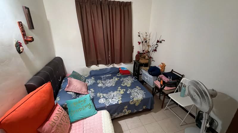 Rumah Teres 2-Tingkat untuk Dijual di Bukit Jelutong (Shah Alam) - Joseph Chan - Bedroom - PropertyGuru.com.my