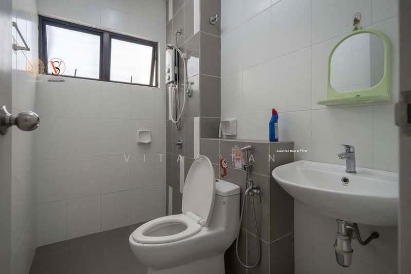 2-storey Terraced House for Rent in Seksyen U13 (Setia Alam) - Vitas Tan - Bathroom - PropertyGuru.com.my