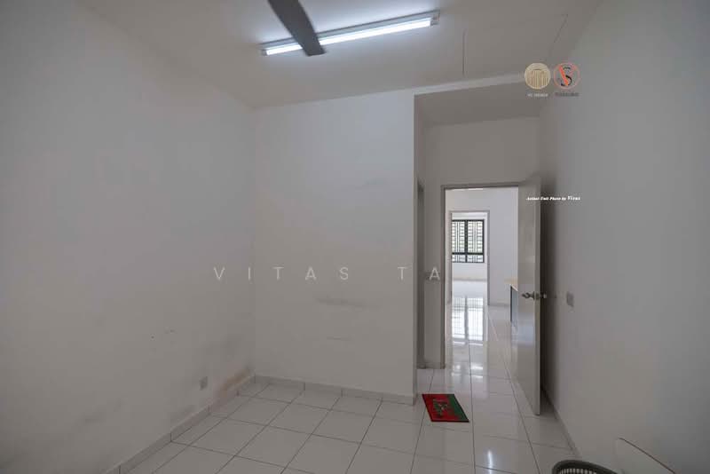 2-storey Terraced House for Rent in Seksyen U13 (Setia Alam) - Vitas Tan - Corridor - PropertyGuru.com.my