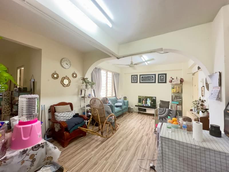 Pangsapuri untuk Dijual di Desa Jati - Maya Myra - Living Room - PropertyGuru.com.my