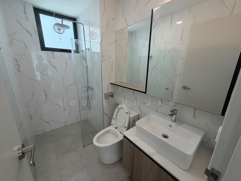 Pangsapuri untuk Disewa di Savana @ Batu Kawan - Louis Chuah - Bathroom - PropertyGuru.com.my