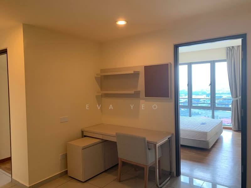 Pangsapuri untuk Dijual di Molek Pine 3 - Eva Yeo - Study - PropertyGuru.com.my