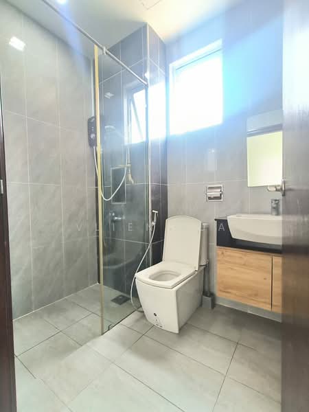 Service Residence for Sale at Paragon Suites @ CIQ - Vlien Lua - PropertyGuru.com.my