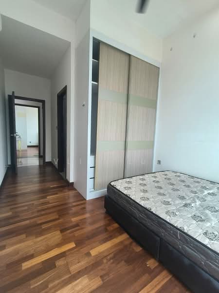 Service Residence for Sale at Paragon Suites @ CIQ - Vlien Lua - PropertyGuru.com.my