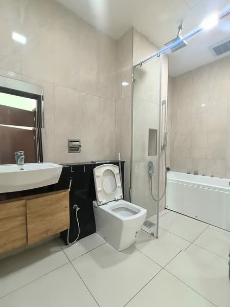 Service Residence for Sale at Paragon Suites @ CIQ - Vlien Lua - PropertyGuru.com.my