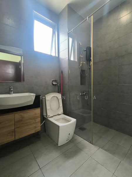 Service Residence for Sale at Paragon Suites @ CIQ - Vlien Lua - PropertyGuru.com.my