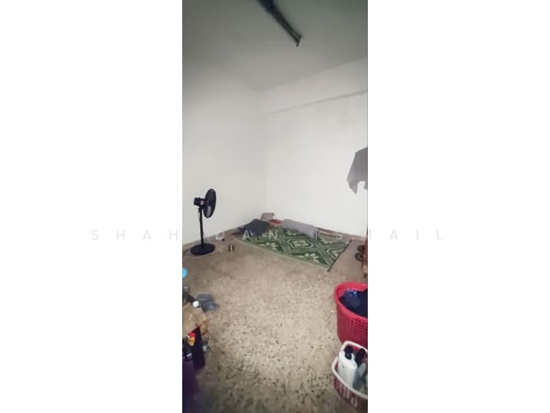 Shop for Sale in Banting (Selangor) - Shahidan Ismail - Interior - PropertyGuru.com.my