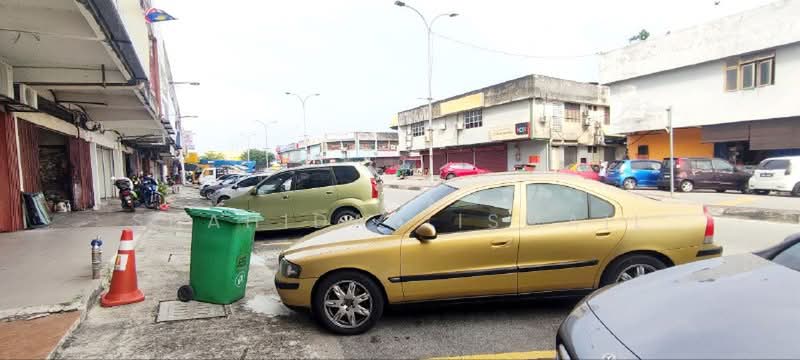 Shop for Sale in Banting (Selangor) - Shahidan Ismail - PropertyGuru.com.my