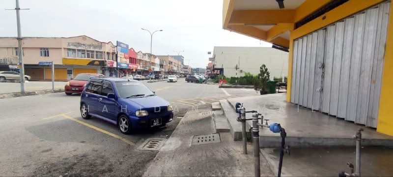 Shop for Sale in Banting (Selangor) - Shahidan Ismail - Exterior - PropertyGuru.com.my