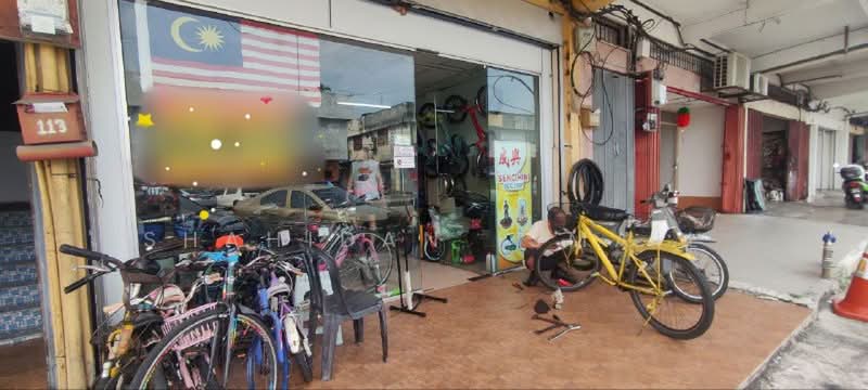 Shop for Sale in Banting (Selangor) - Shahidan Ismail - Exterior - PropertyGuru.com.my