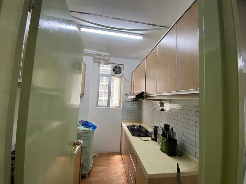 Condominium for Sale at Platinum Lake PV 15 - Yanny Siow - Kitchen - PropertyGuru.com.my
