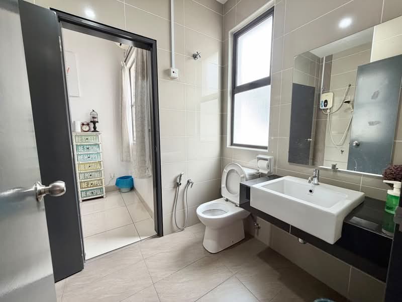 Rumah Teres 2-Tingkat untuk Dijual di Kulai (Johor) - Larry Ng - PropertyGuru.com.my