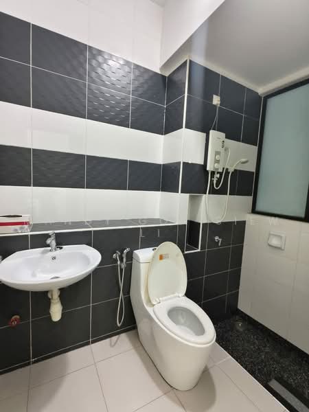Service Residence for Rent at The Sky Executive Suites - Mandy Goh Siew Li - Bathroom - PropertyGuru.com.my