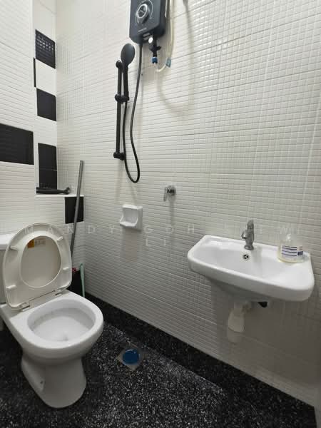 Service Residence for Rent at The Sky Executive Suites - Mandy Goh Siew Li - Bathroom - PropertyGuru.com.my