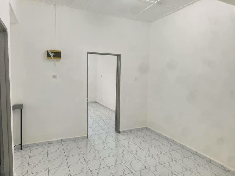 Rumah Teres 2-Tingkat untuk Dijual di Taman Universiti (Skudai) - Iden Tan - Interior - PropertyGuru.com.my