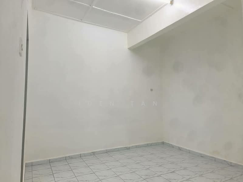 Rumah Teres 2-Tingkat untuk Dijual di Taman Universiti (Skudai) - Iden Tan - Interior - PropertyGuru.com.my