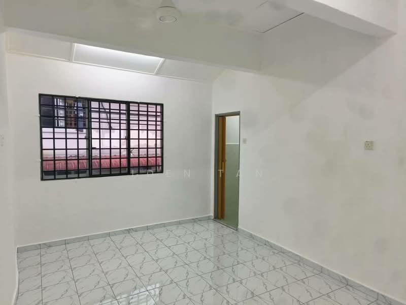 Rumah Teres 2-Tingkat untuk Dijual di Taman Universiti (Skudai) - Iden Tan - Interior - PropertyGuru.com.my