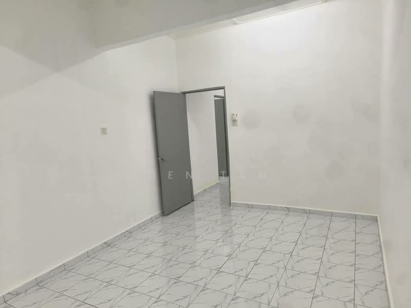 Rumah Teres 2-Tingkat untuk Dijual di Taman Universiti (Skudai) - Iden Tan - Interior - PropertyGuru.com.my