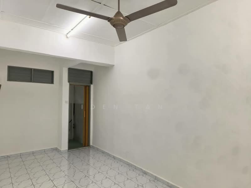 Rumah Teres 2-Tingkat untuk Dijual di Taman Universiti (Skudai) - Iden Tan - Interior - PropertyGuru.com.my
