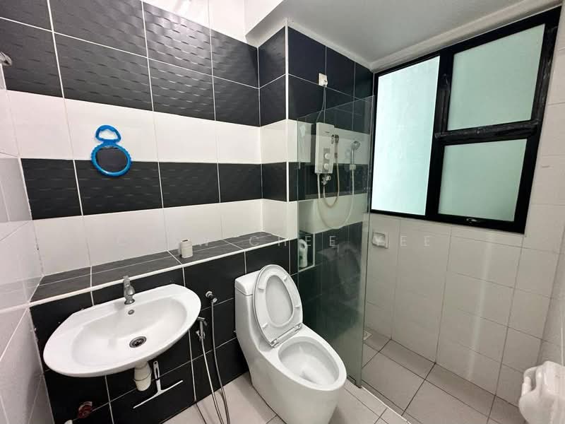 Service Residence for Rent at The Sky Executive Suites - Chew Chee Yee - Bathroom - PropertyGuru.com.my