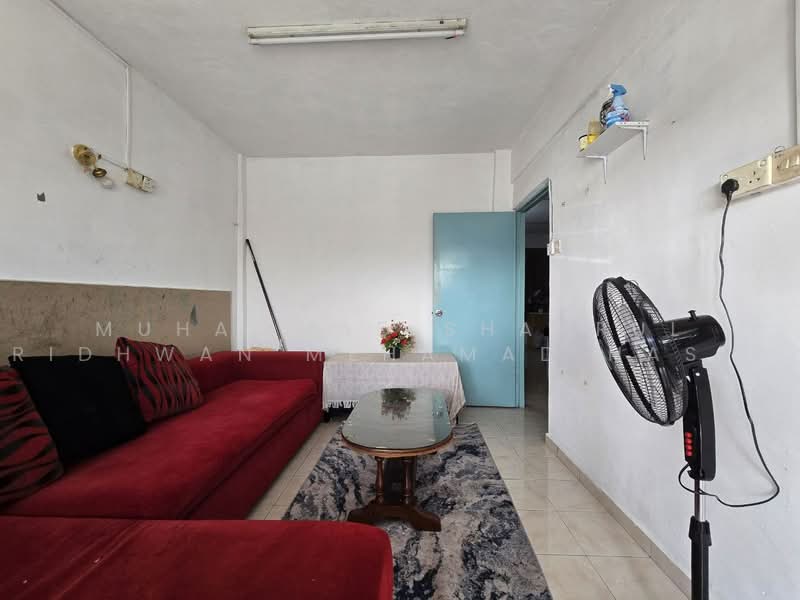 Flat for Rent at Taman Minang - Muhammad Shahrul Ridhwan Mehamad Nasir - Living Room - PropertyGuru.com.my