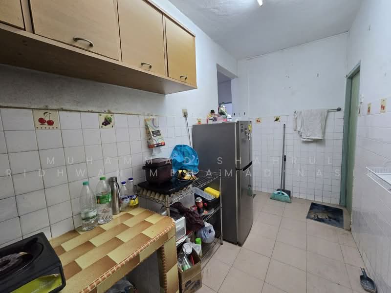 Flat for Rent at Taman Minang - Muhammad Shahrul Ridhwan Mehamad Nasir - Kitchen - PropertyGuru.com.my