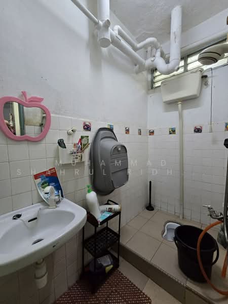 Flat for Rent at Taman Minang - Muhammad Shahrul Ridhwan Mehamad Nasir - Bathroom - PropertyGuru.com.my