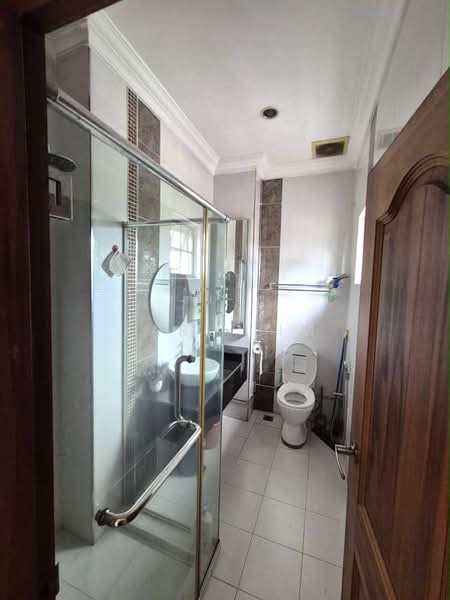 Rumah Teres 2-Tingkat untuk Dijual di Taman Daya (Johor Bahru) - Karl Lim - Bathroom - PropertyGuru.com.my