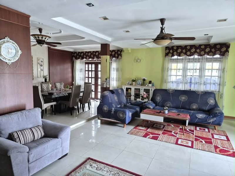 Rumah Teres 2-Tingkat untuk Dijual di Taman Daya (Johor Bahru) - Karl Lim - Living Room - PropertyGuru.com.my