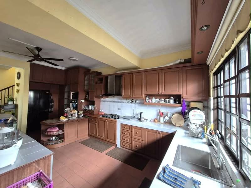 Rumah Teres 2-Tingkat untuk Dijual di Taman Daya (Johor Bahru) - Karl Lim - Kitchen - PropertyGuru.com.my