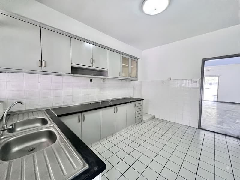 2-storey Terraced House for Sale in Bandar Utama 4 (Bandar Utama) - Chris Choe - PropertyGuru.com.my