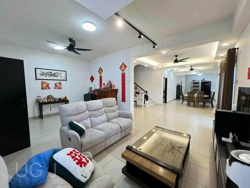 Rumah Teres 2-Tingkat untuk Dijual di Bandar Parklands (Klang) - Louis Chan - Living Room - PropertyGuru.com.my