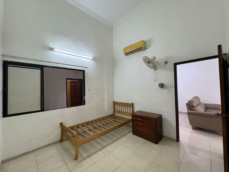 Rumah Teres 1-Tingkat untuk Dijual di Taman Johor Jaya (Johor Bahru) - KS Tan - PropertyGuru.com.my