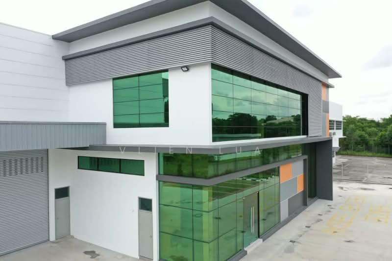 Detached Factory for Rent in Taman Desa Cemerlang (Ulu Tiram) - Vlien Lua - PropertyGuru.com.my
