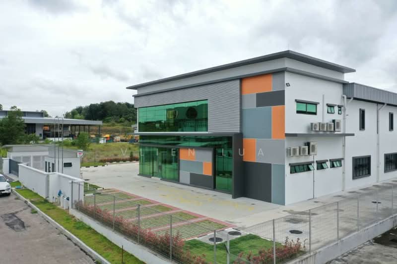Detached Factory for Rent in Taman Desa Cemerlang (Ulu Tiram) - Vlien Lua - PropertyGuru.com.my