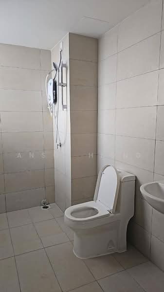 Kediaman Servis untuk Disewa di Vista Tiara (MBW Bay) - Anson Hiong - Bathroom - PropertyGuru.com.my