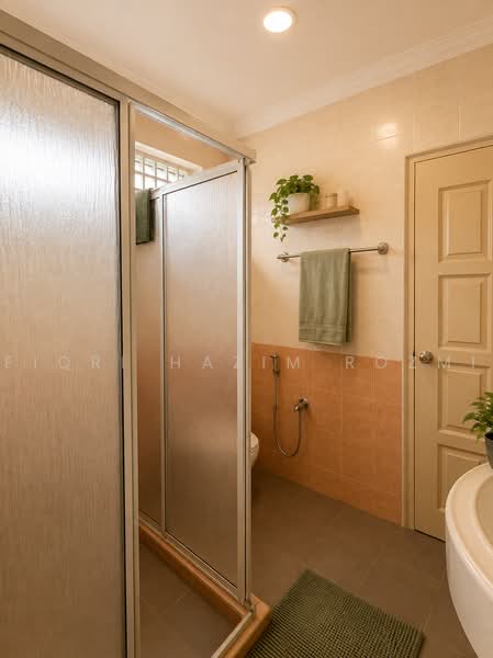 Rumah Teres 3-Tingkat untuk Dijual di Taman TAR (Tun Abdul Razak) (Ampang) - Fiqri Hazim Rozmi - Bathroom - PropertyGuru.com.my
