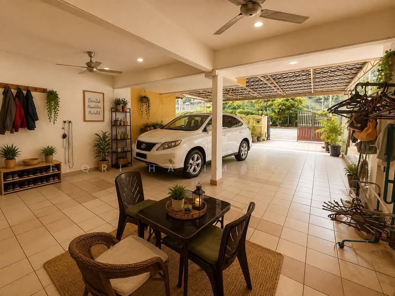 Rumah Teres 3-Tingkat untuk Dijual di Taman TAR (Tun Abdul Razak) (Ampang) - Fiqri Hazim Rozmi - Car Park - PropertyGuru.com.my