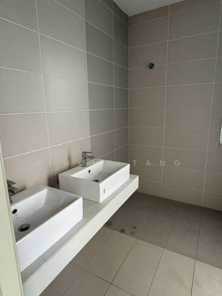 Rumah Teres untuk Dijual di Bandar Rinching (Semenyih) - Edmund Tang - Bathroom - PropertyGuru.com.my