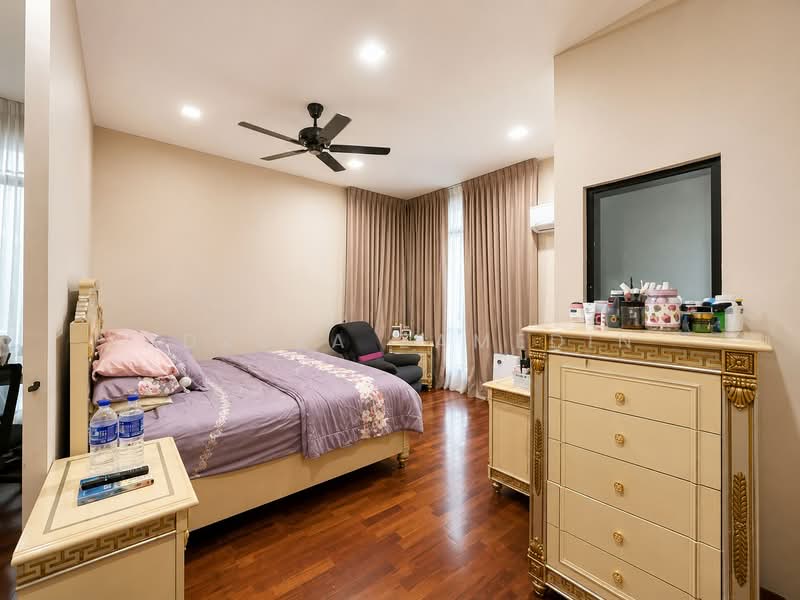 Rumah Berkembar untuk Dijual di Cahaya Spk (Shah Alam) - Adzura Zamedin - Bedroom - PropertyGuru.com.my