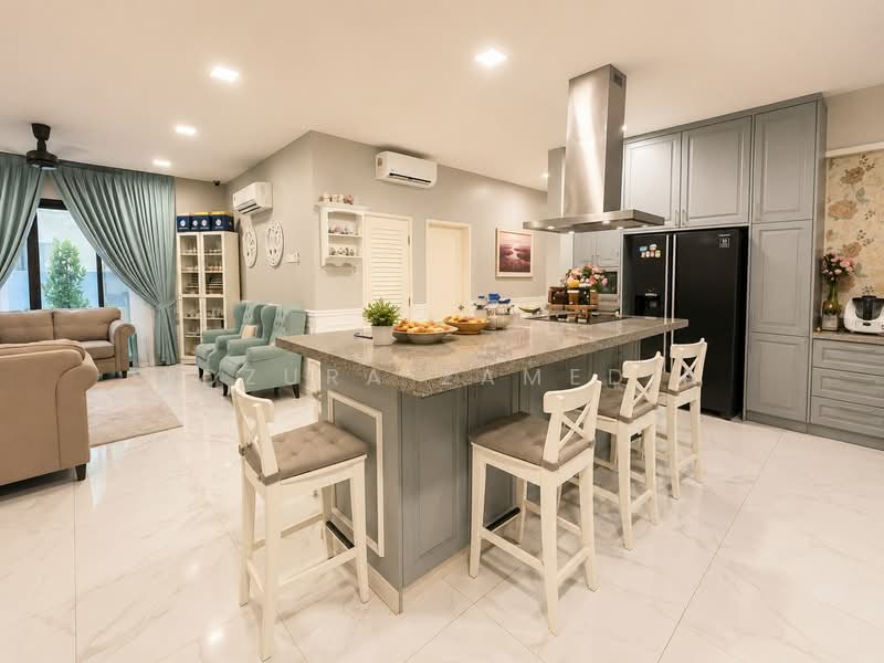 Rumah Berkembar untuk Dijual di Cahaya Spk (Shah Alam) - Adzura Zamedin - Living Room - PropertyGuru.com.my