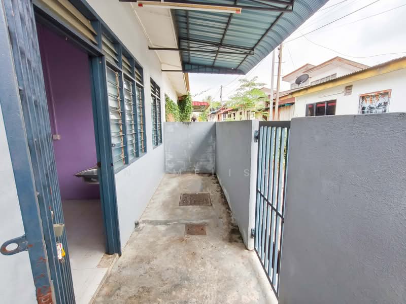 1-storey Terraced House for Sale in Rantau (Negeri Sembilan) - N. Melisa - Exterior - PropertyGuru.com.my