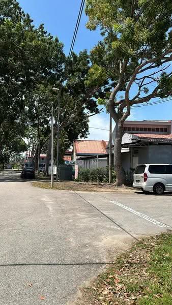 Kilang untuk Disewa di Taman Iks Padang Temu (Melaka City) - Woon . - Exterior - PropertyGuru.com.my