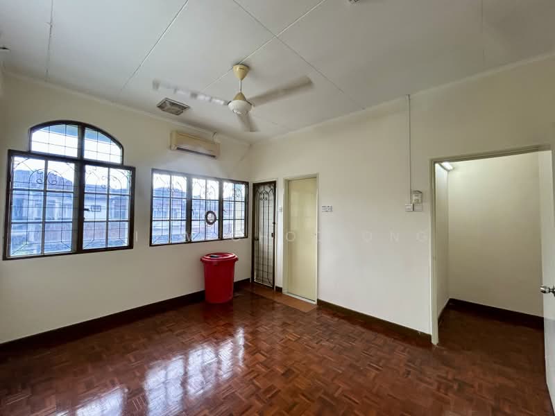 Rumah Teres 2-Tingkat untuk Dijual di Usj 11 (Subang Jaya) - Siew Choo Ong - PropertyGuru.com.my