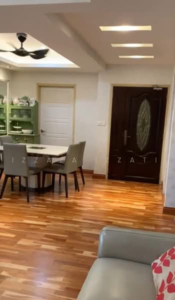 Kondominium untuk Dijual di Rivercity Condominium - Izzaza Izzati - Dining Room - PropertyGuru.com.my